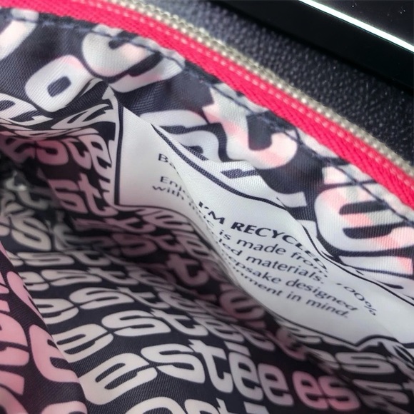 🍀New Estee Lauder Pink White Blue Quilted Cosmetic Bag with goodies - Picture 9 of 11